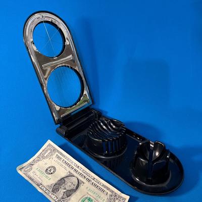 TWO STYLE EGG SLICER ITALY CUTS SLICES OR WEDGES