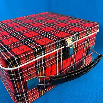 VINTAGE ALADDIN RED PLAID METAL LUNCHBOX 