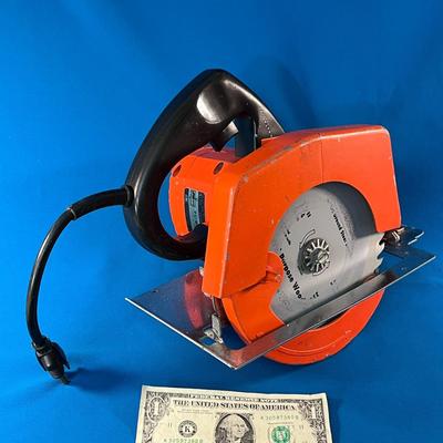 VINTAGE 7-1/4â€ SKILSAW