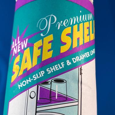 ROLL OF NON-SLIP SHELF AND DRAWER LINER 