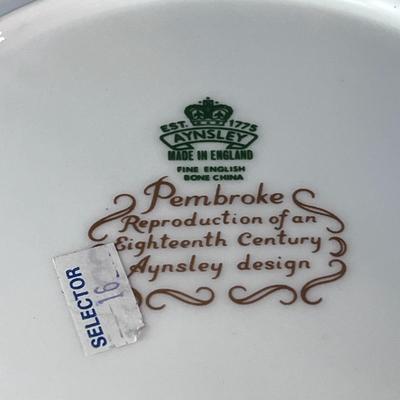 AYNSLEY ENGLAND LOVELY CHEESE SERVING SET KNIFE AND PLATE 