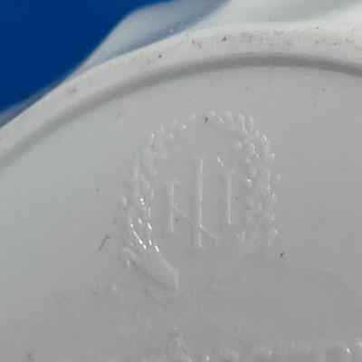 INSULATED TEAPOT LOVELY SWIRL PATTERN