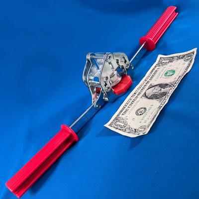 â€œBREV. ITALYâ€ HEAVY DUTY WELL MADE BOTTLE CAPPER