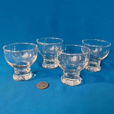 SET OF 4 SMALL GLASS CORDIALS/JUICE GLASSES