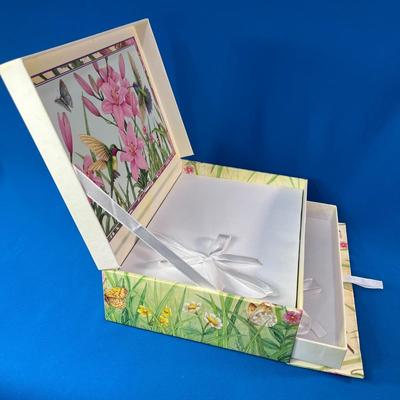 LOVELY FLORAL, HUMMINGBIRD STATIONERY BOX 