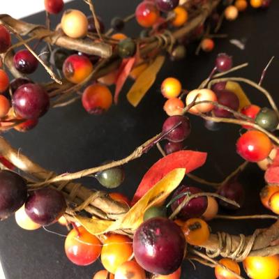 Folk Art / Country Decor -Lot 122