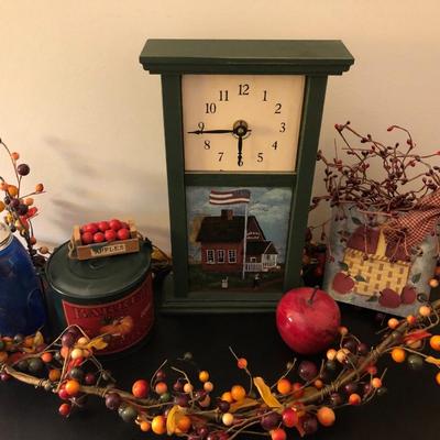 Folk Art / Country Decor -Lot 122