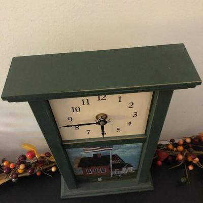 Folk Art / Country Decor -Lot 122