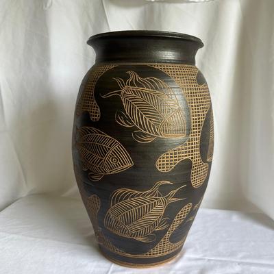 Signed & Hand Carved Kenneth Allen Pottery Floor Vase (K-RG)
