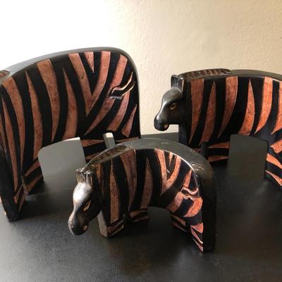 Three Zebras ðŸ¦“ Handmade in Kenya -Lot 126