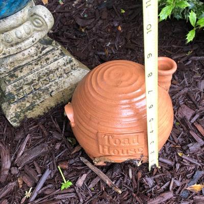 Blue Glass Garden Decor & Toad House -Lot 133