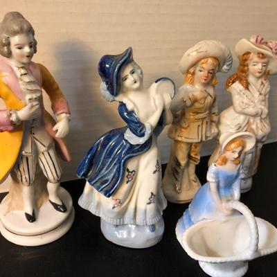 Japan Figurines -Lot 141