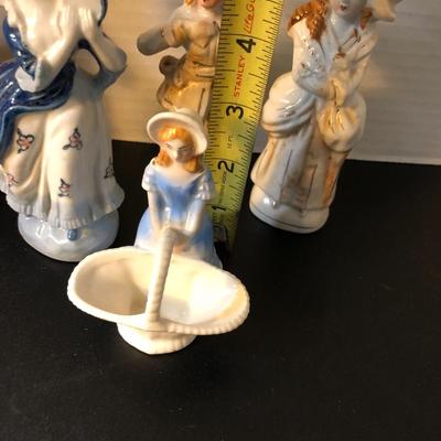 Japan Figurines -Lot 141