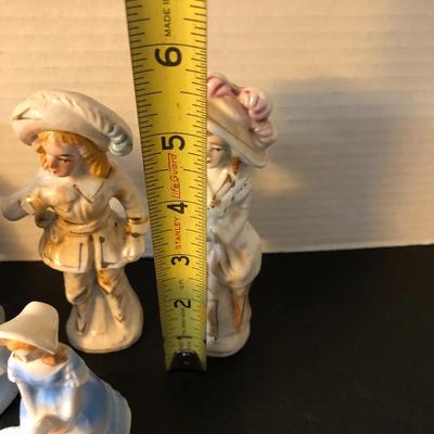 Japan Figurines -Lot 141
