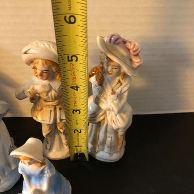 Japan Figurines -Lot 141