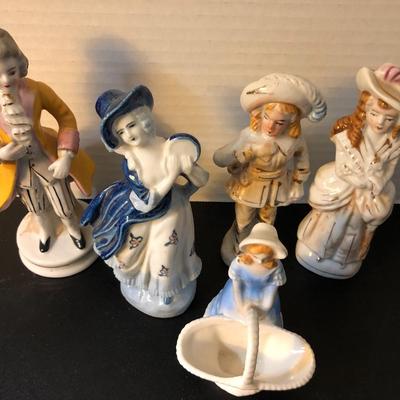 Japan Figurines -Lot 141