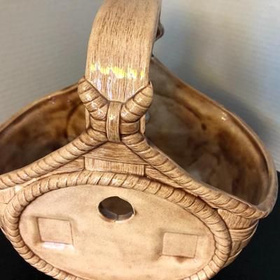 Ceramic Interchangeable Basket -Lot 142