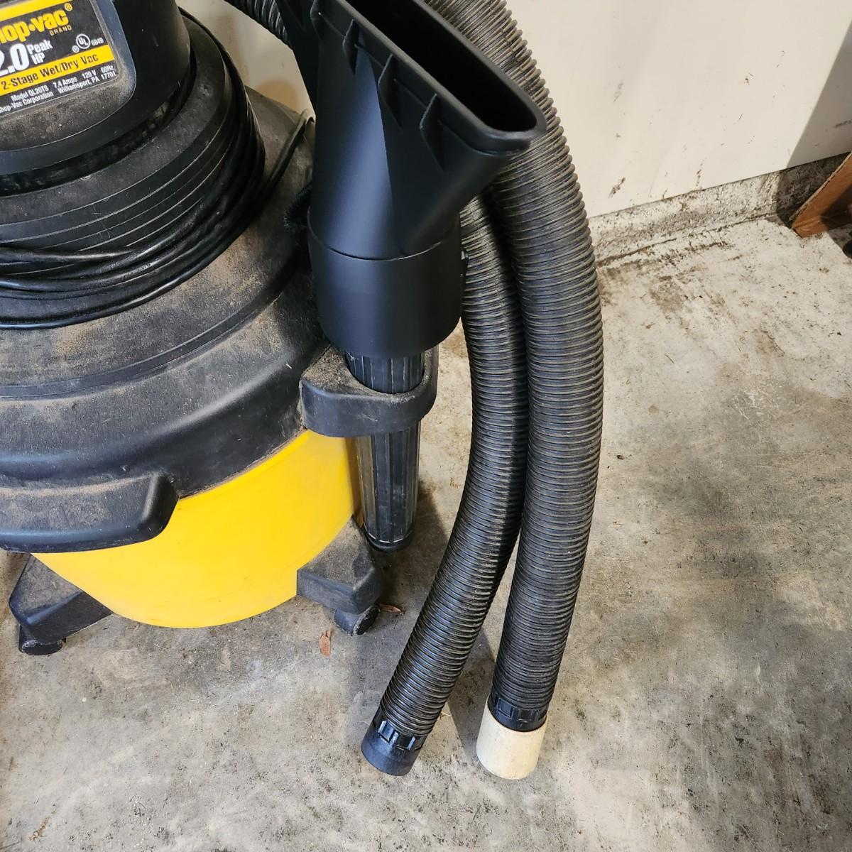 Large Shop Vac 2 Stage Wet/Dry Vac with many attachments