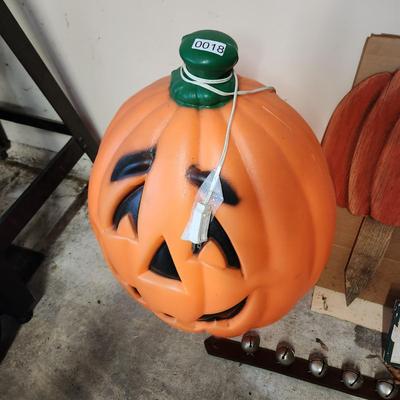 Halloween Christmas DÃ©cor Lot Sleigh bells Lighted Pumpkin