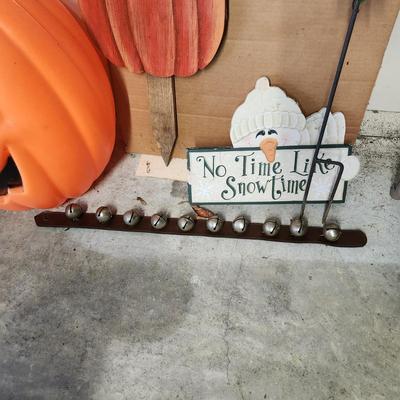 Halloween Christmas DÃ©cor Lot Sleigh bells Lighted Pumpkin