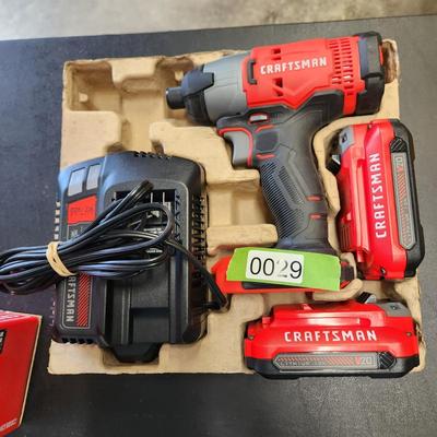 Craftsman V20 Cordless Handheld Drill Driver 2 Batteries like new
