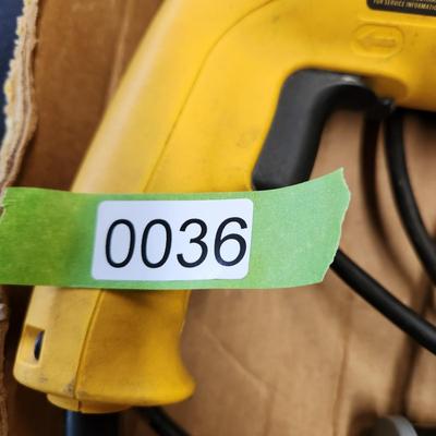 DeWalt Power corded Hammer Drill  511  Tested Working