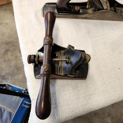 2 Wood Planes Stanley Bailey No. 5   Scrapper No. 12 1/2
