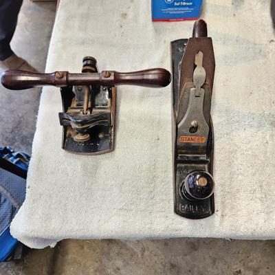 2 Wood Planes Stanley Bailey No. 5   Scrapper No. 12 1/2