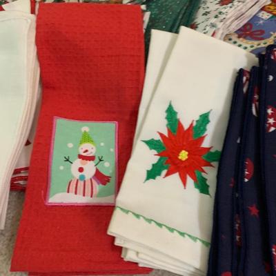 Large Holiday Dining Linens Lot Table Runners Napkins Placemats - Lot 210