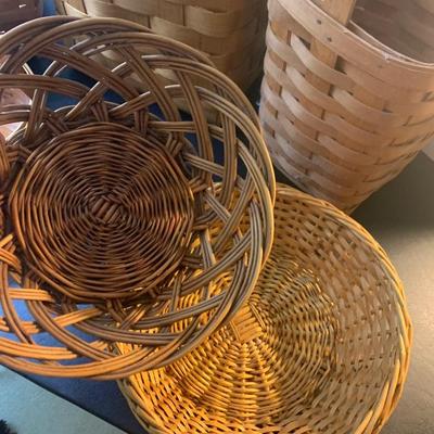 3 Longaberger Baskets, Harris Basket + 2 Bread Baskets - Lot 220