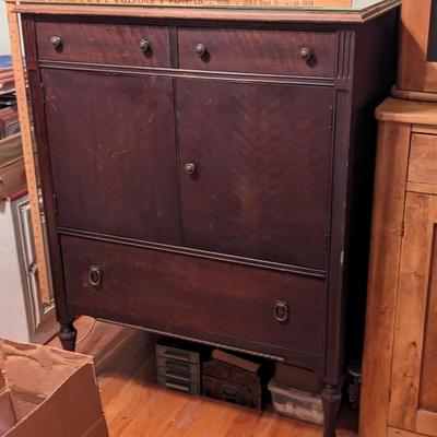Antique Mahogany Linen Cabinet