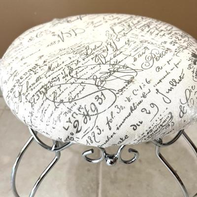 VANITY STOOL, Seat Still Wrapped!