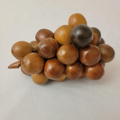 Carved Wooden Fruit Bowl and Fruit (GR-DW)