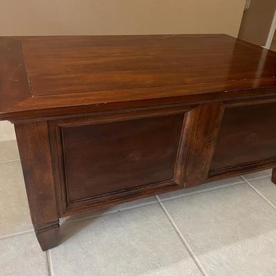 Dark Wood Storage Coffee Table *Read Details