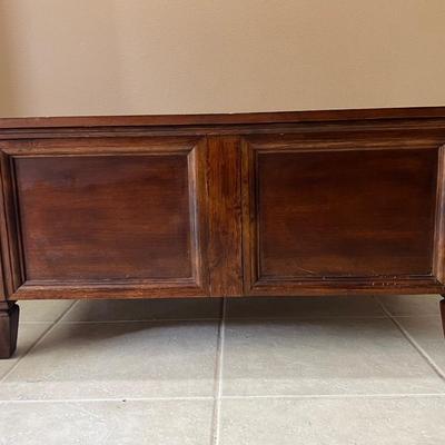 Dark Wood Storage Coffee Table *Read Details