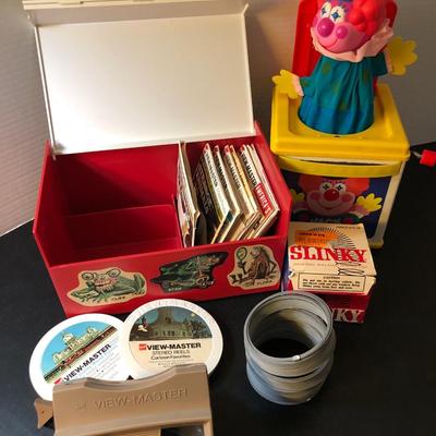 Vintage Toy Lot -Original Slinky, View Master & Jack in the Box -Lot 154