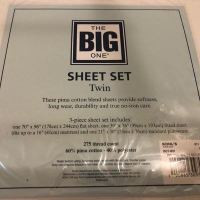 Metal Towel Rack & New Kohl Twin Sheets w/ Pillow Cases -Lot 157