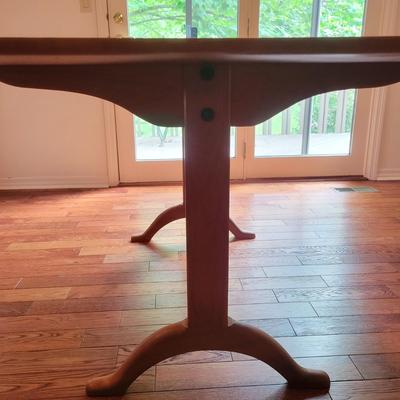 Solid Wood Dining Room Table (GR-DW)