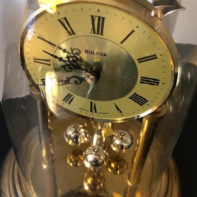 Wilton Plate & Stand and Bulova Clock (untested) -Lot 163