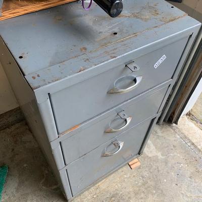 Heavy Duty 3 Drawer Shop Cabinet