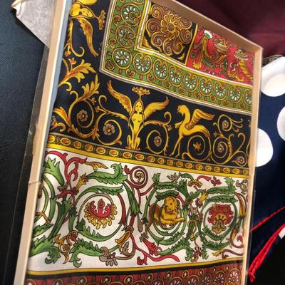 Assorted Scarfs  Jim Renoir, ECHO. & More -Lot 172