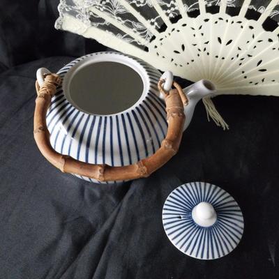 ASIAN TEAPOT-VASE AND HAND FANS