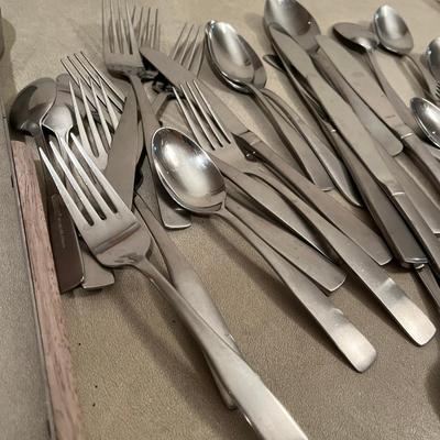 Lot of flatware