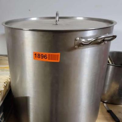 Large SS Pot with lid