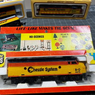 5 Chessie System HO Scale Locomotives 