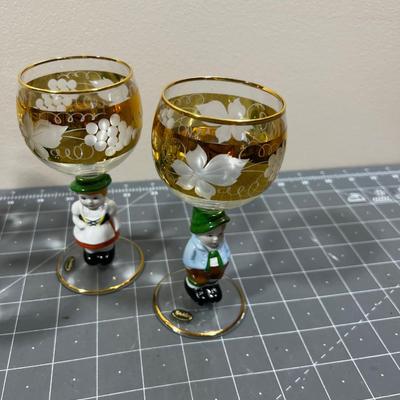 2 Styles of Liquor Glasses. FANCY!