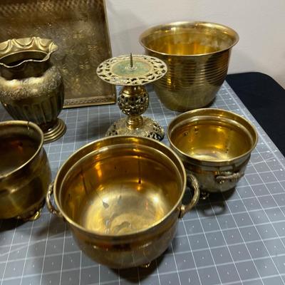 Large Lot of Brass Planter and Spittoons 