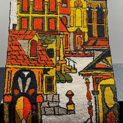 FABULOUS Hook Rug Wall Hanging, Orange and Green, 
