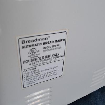 LOT 246. BREADMAN PRO BREAD MAKER