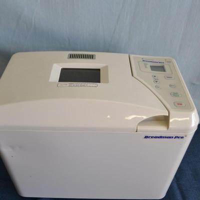 LOT 246. BREADMAN PRO BREAD MAKER
